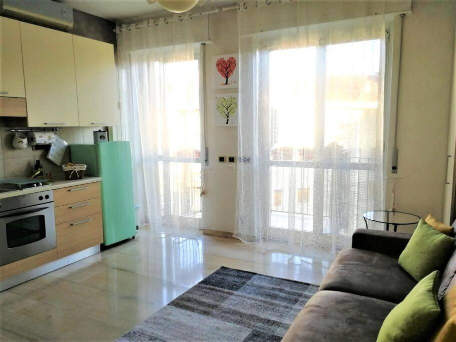 Gef House - Studio Apartment Bande Nere Милан Экстерьер фото
